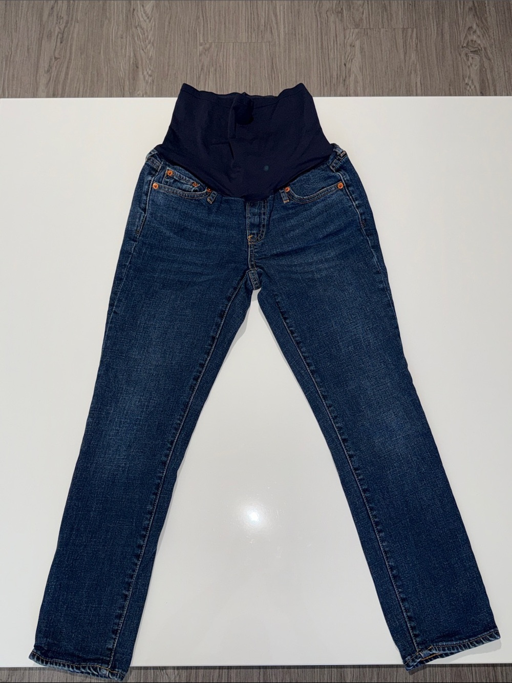 Gap Maternity girlfriend jeans Size 25